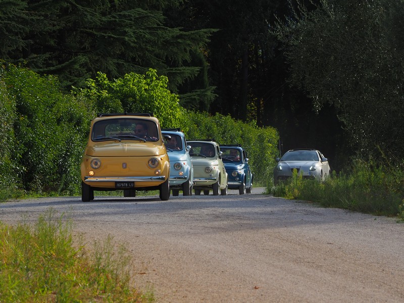 Welcome2Blogger, le Cinquecento d'epoca ( e la Giulietta con Elisa e Lorenzo)