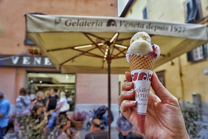 Le attività da fare a Lucca, mangiare il gelato alla Gelateria Veneta