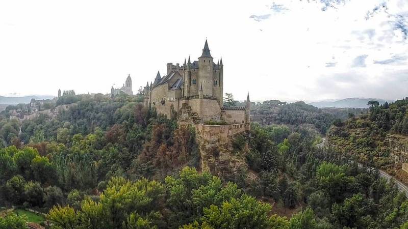 Castelli della Disney - Alcázar di Segovia