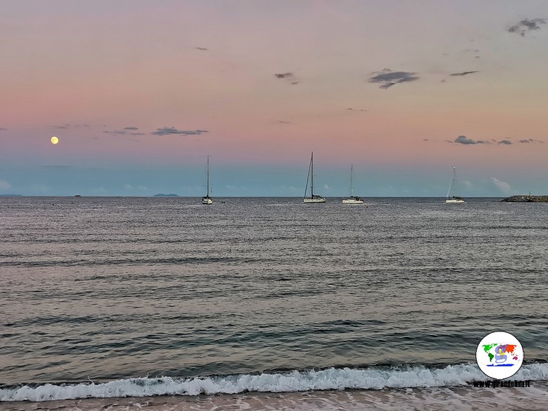 video  dell' Isola d'Elba, un tramonto a Marina di Campo