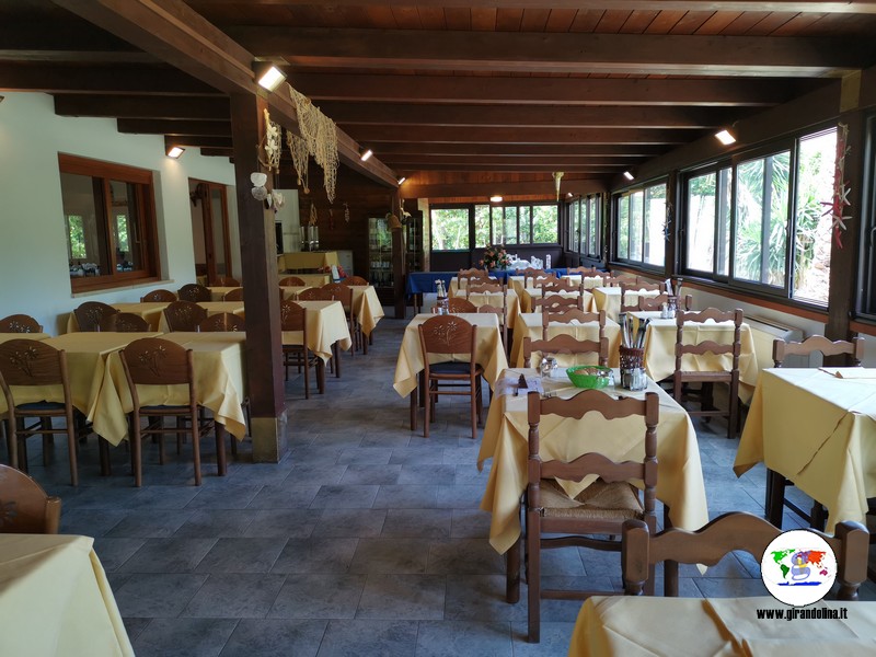 Isola d' Elba dove alloggiare con bambini, Hotel Santa Caterina  la sala ristorante