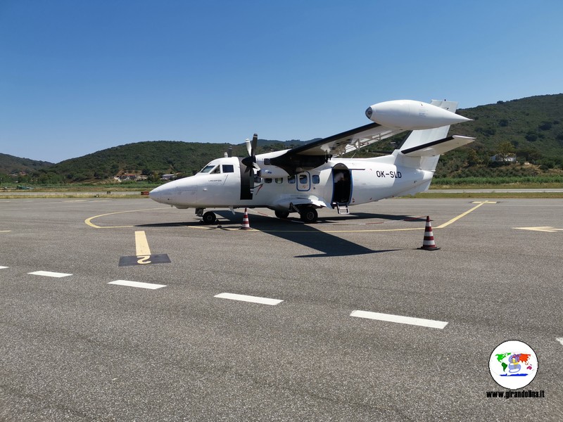 Volare all' Elba, il nostro aereo LET 410