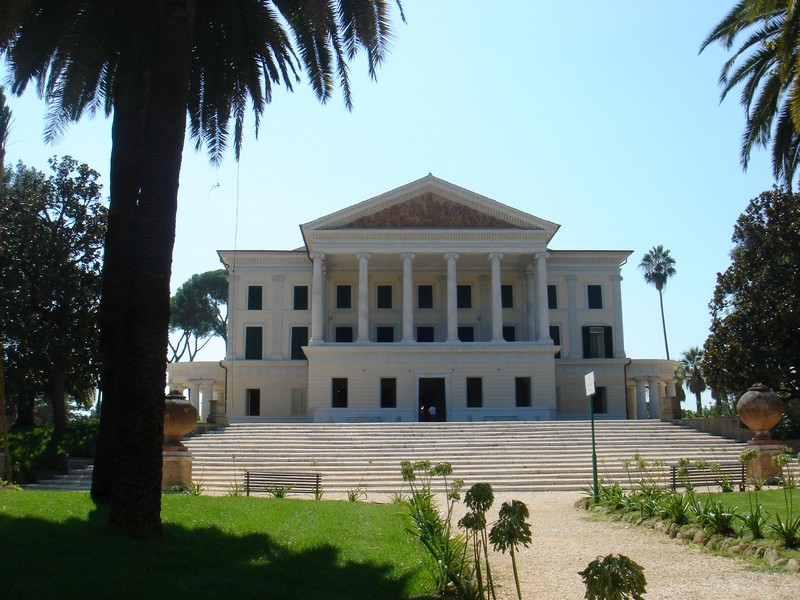 Sogno d'Oriente in Italia, Villa Torliona