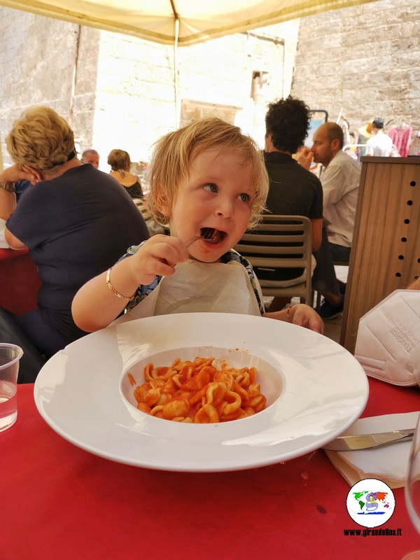 Lorenzo e le orecchiette