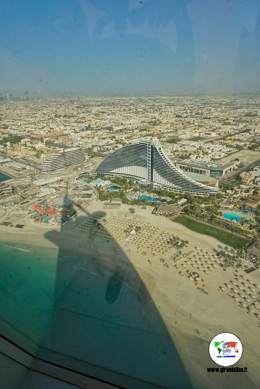  Il Burj Al Arab , la Vela