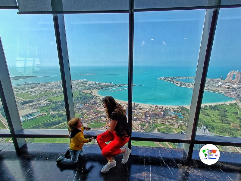Observation Deck at 300 nelle Etihad Towers