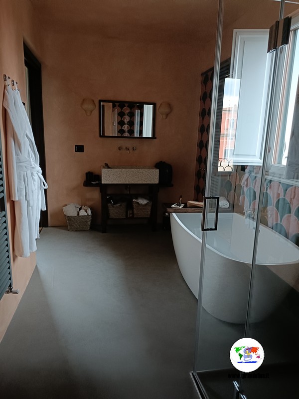 Il bagno di Villa Lena