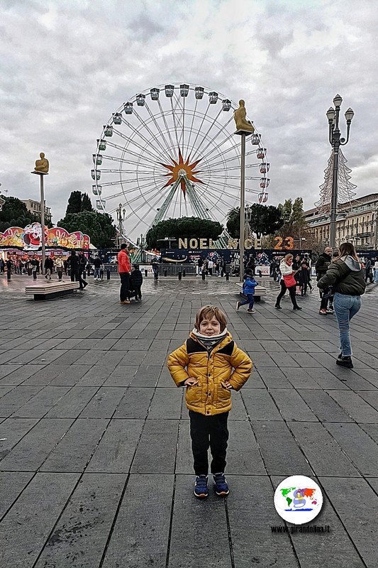 Nizza Villaggio di Natale 