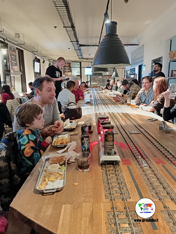 Viaggio in famiglia a Praga - Výtopna Railway Restaurant